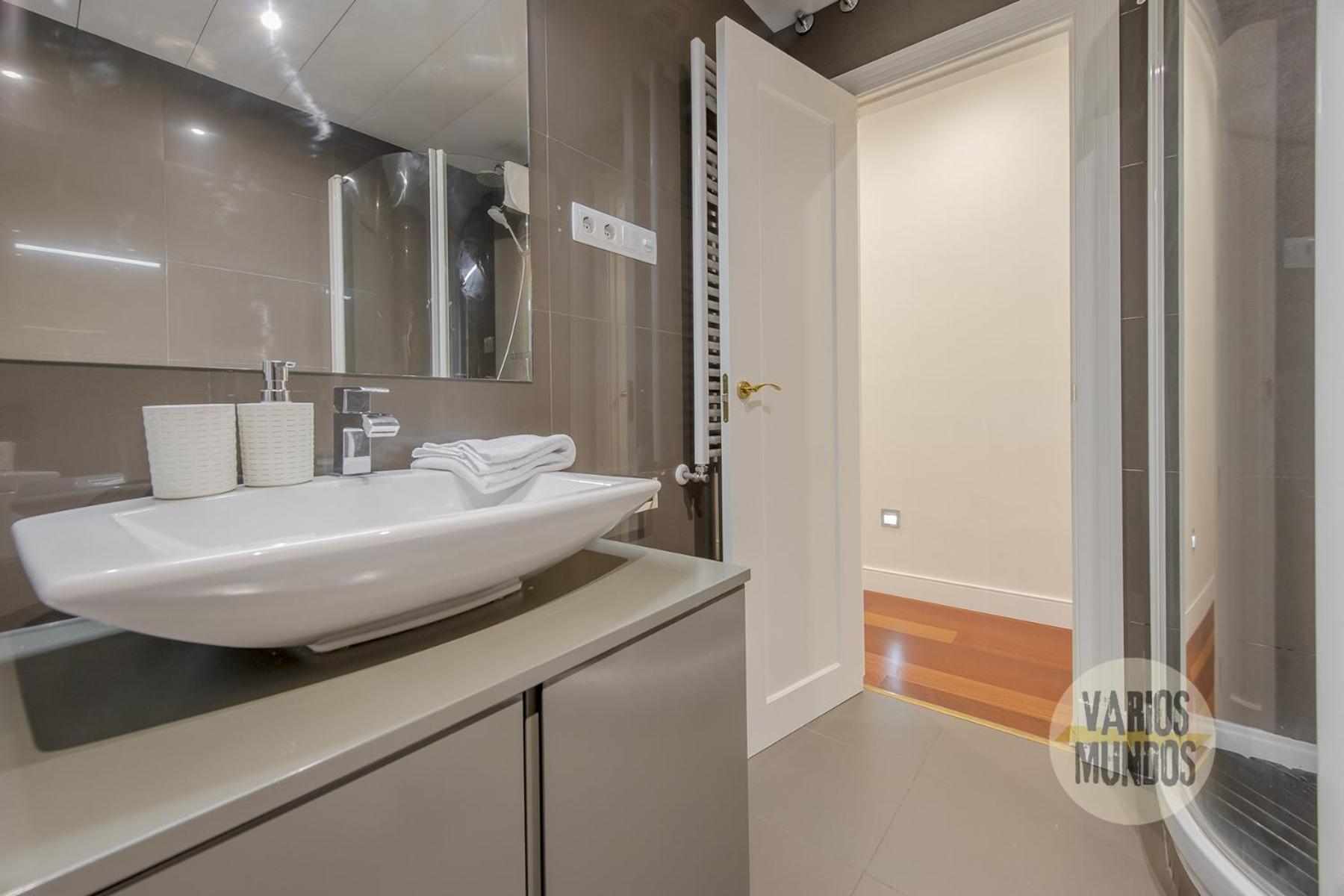 מדריד Premium Apt 10Pax En Plaza Espana-Gran Via מראה חיצוני תמונה